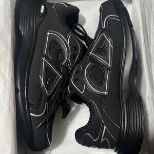 Dior b30